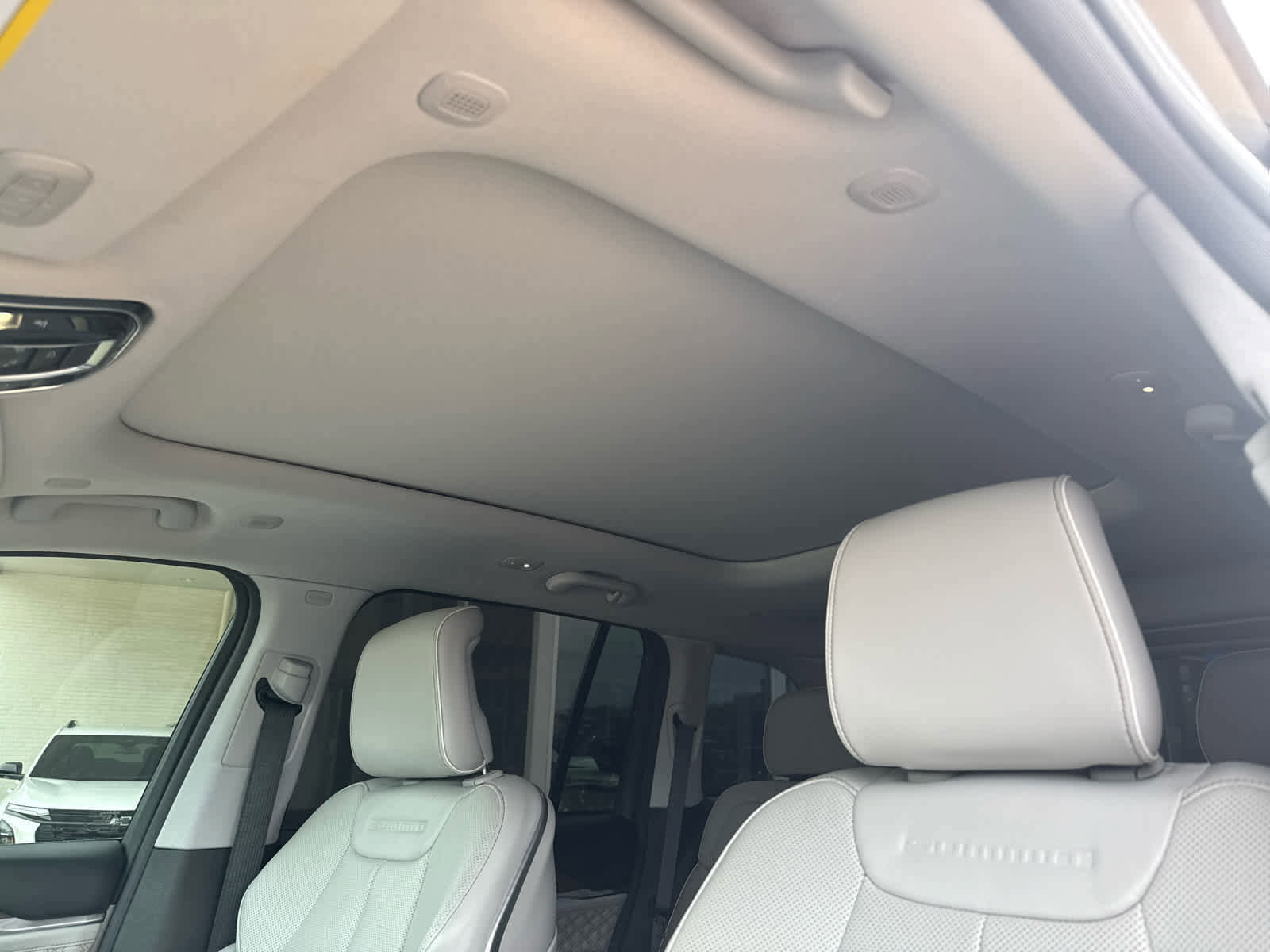 Used 2022 Jeep Grand Cherokee Summit w/ Adv Protech Group IV image 24