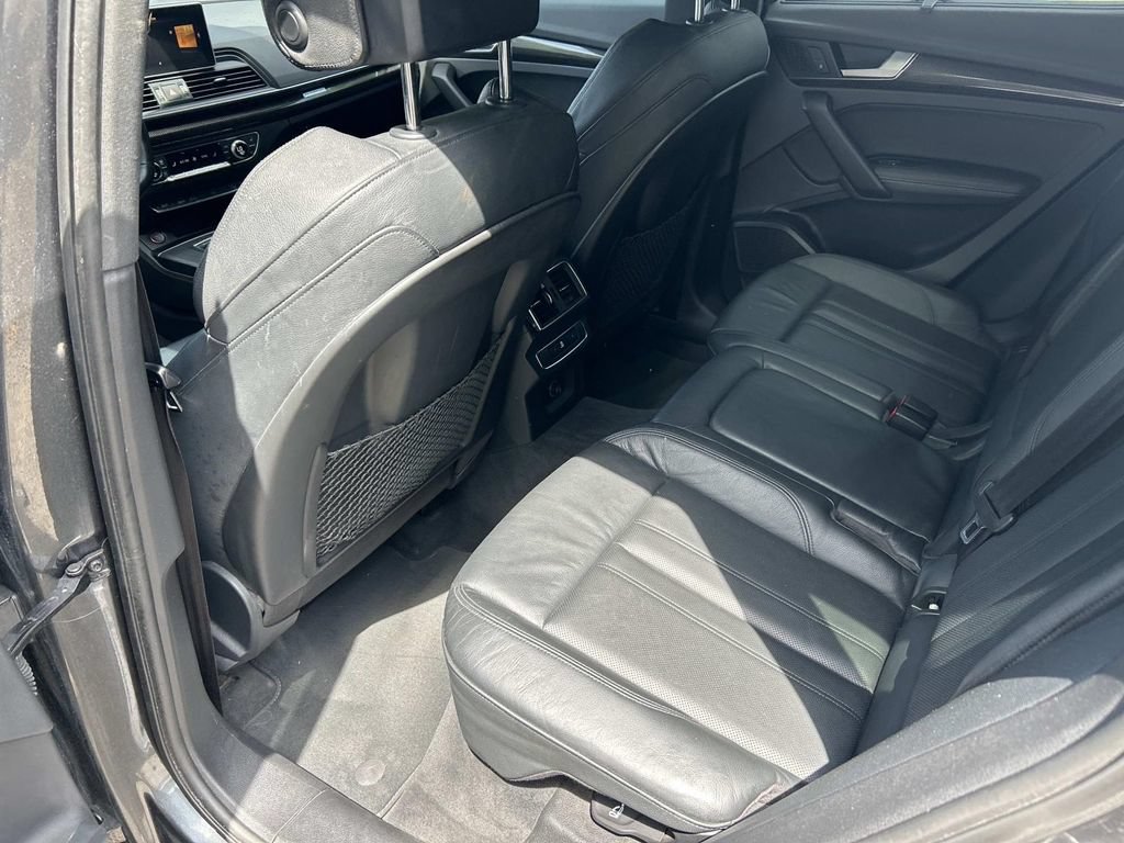 Used 2018 Audi SQ5 Prestige AWD/4WD image 23
