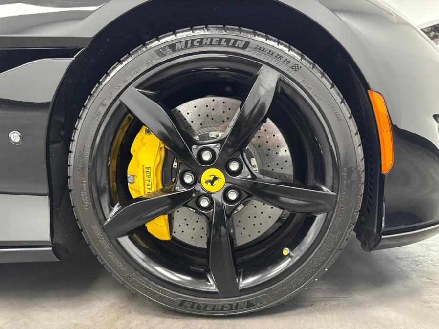 Used 2019 Ferrari Portofino RWD image 99