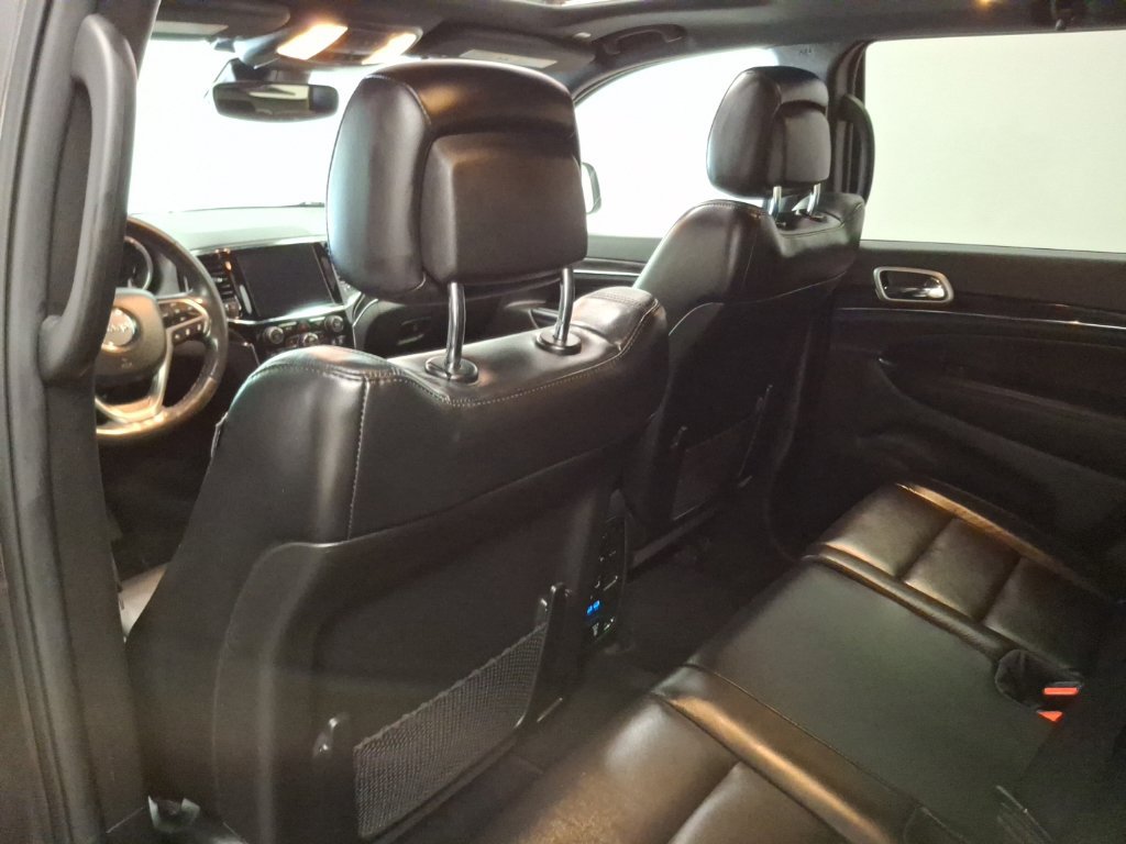 Used 2020 Jeep Grand Cherokee Limited AWD/4WD image 14