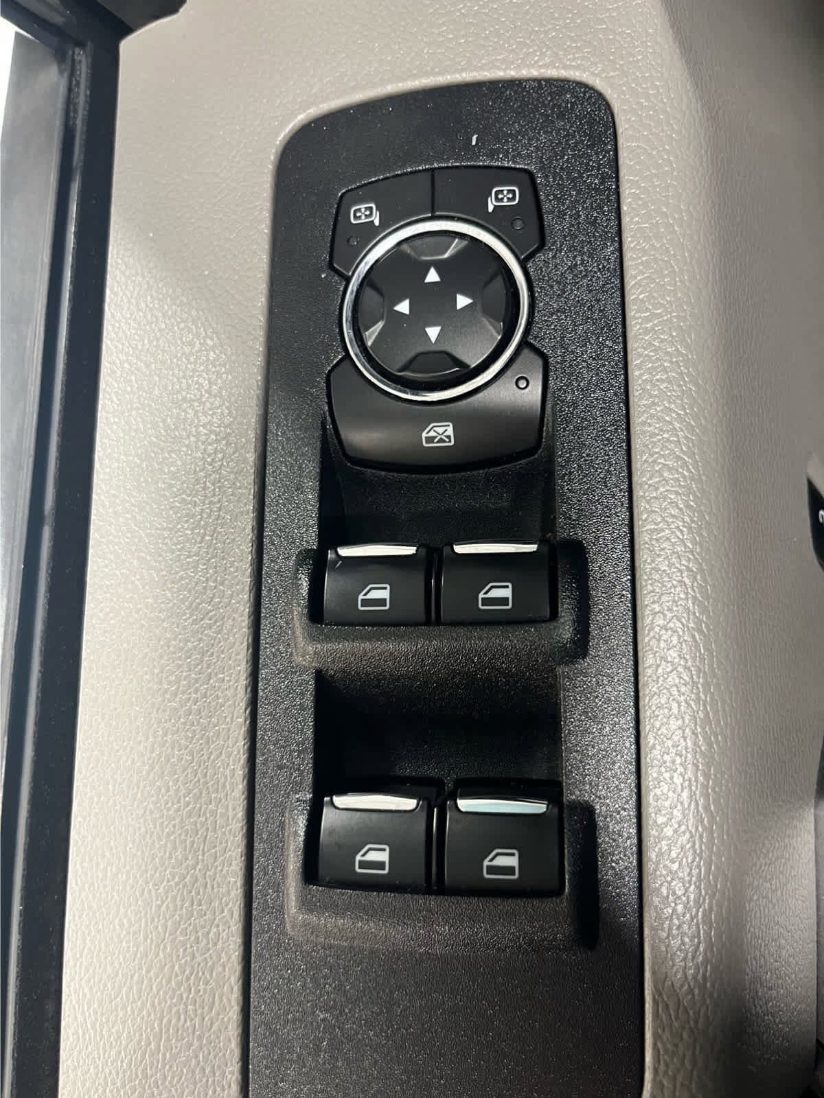 Used 2020 Ford F150 XLT w/ Equipment Group 302A Luxury AWD/4WD image 19