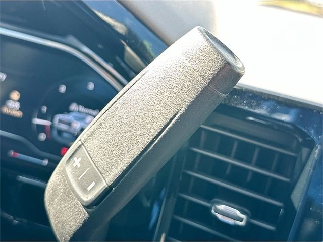 Used 2024 GMC Sierra 2500 SLT w/ SLT Premium Package image 16