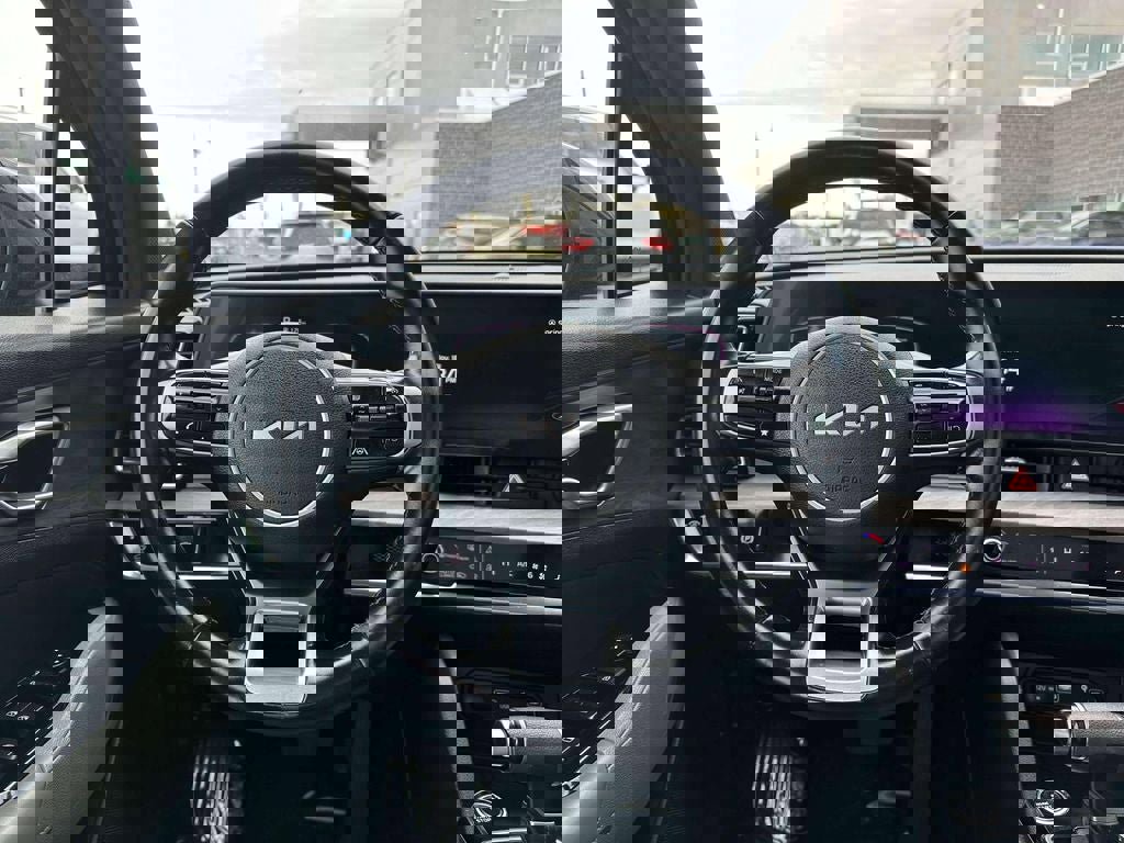 Used 2023 Kia Sportage X-Line w/ X-Line Premium Package image 14