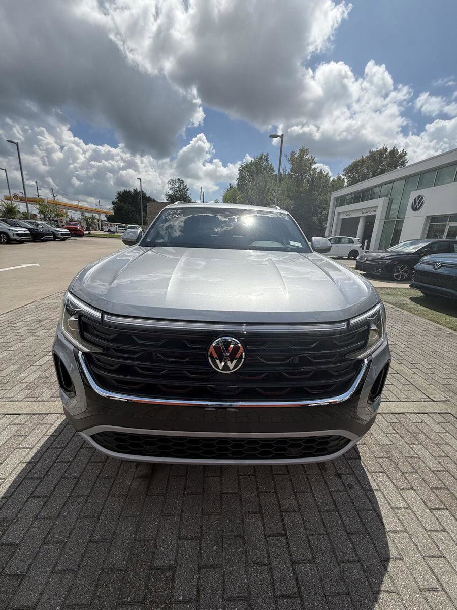 New 2026 Volkswagen Atlas Cross Sport SE image 5