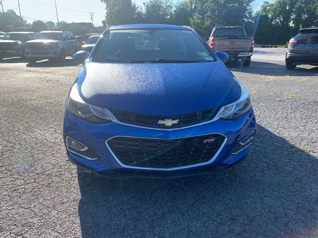Used 2017 Chevrolet Cruze LT w/ Convenience Package FWD image 3