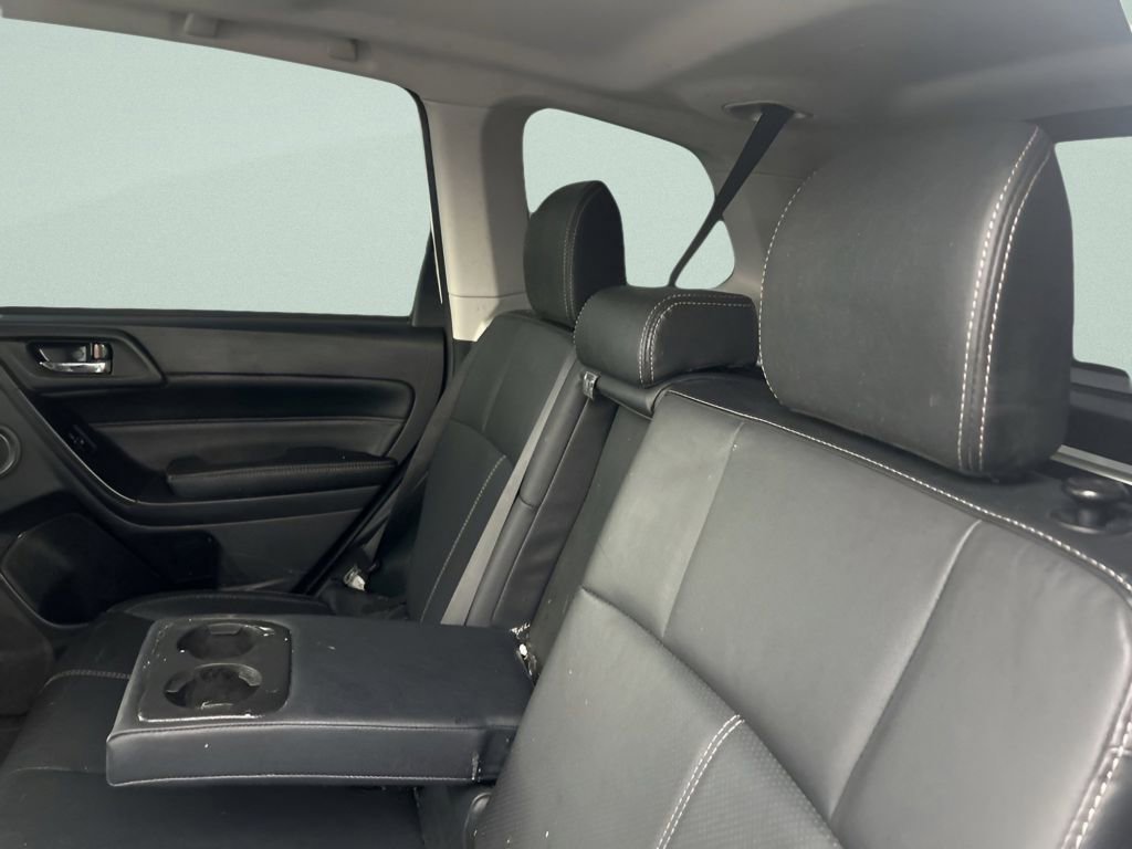 Used 2018 Subaru Forester 2.5i Touring w/ Popular Package #3B image 12