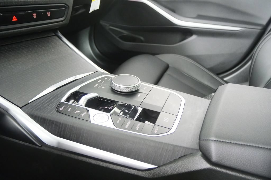 Certified 2026 BMW 330i Sedan RWD image 23