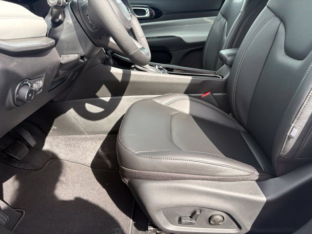 New 2026 Jeep Compass Limited AWD/4WD image 10