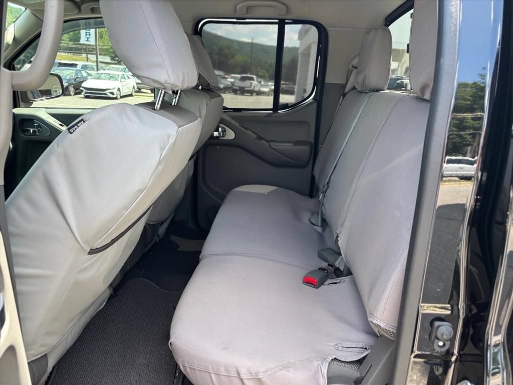 Used 2021 Nissan Frontier SV AWD/4WD image 10