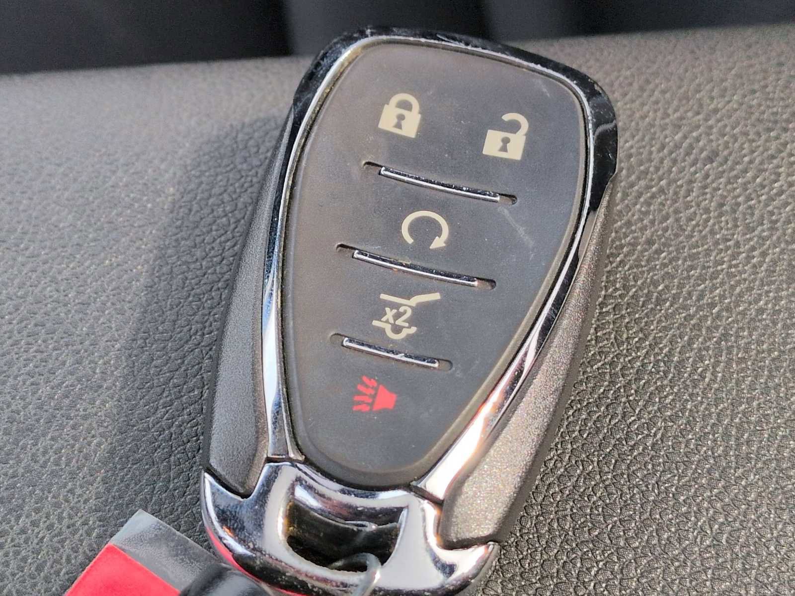 Used 2021 Chevrolet TrailBlazer RS w/ Sun and Liftgate Package image 36