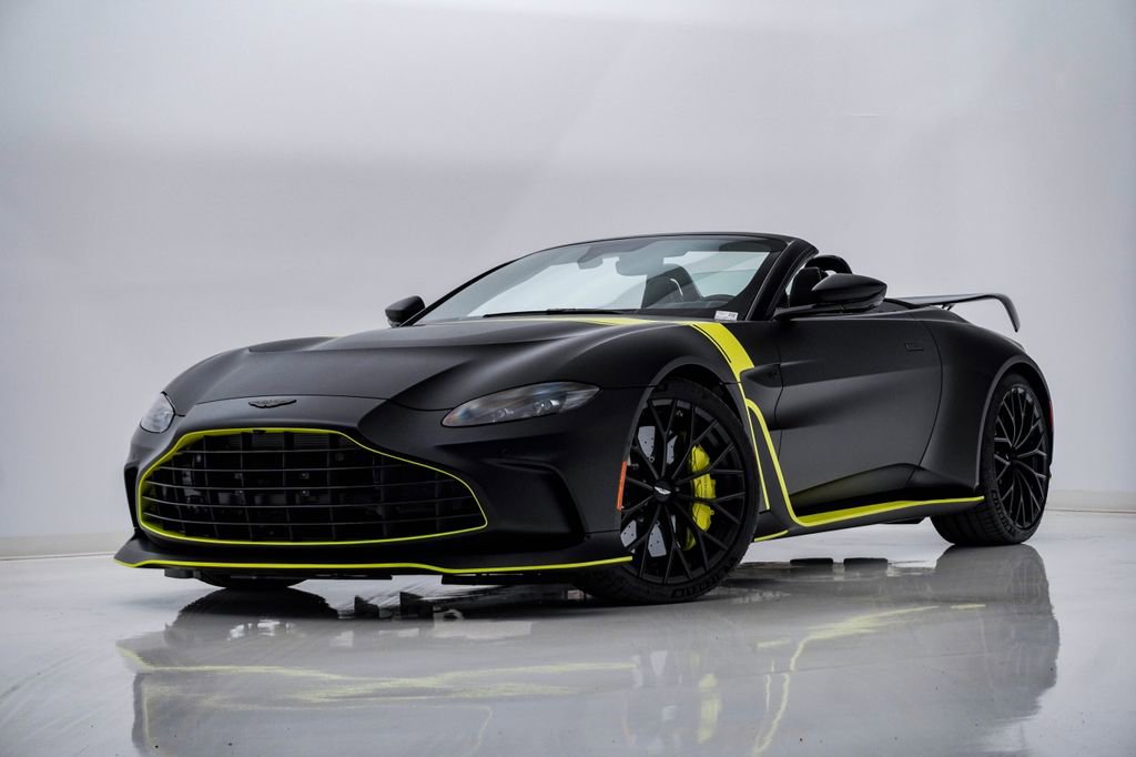 Used 2023 Aston Martin V12 Vantage Roadster image 1