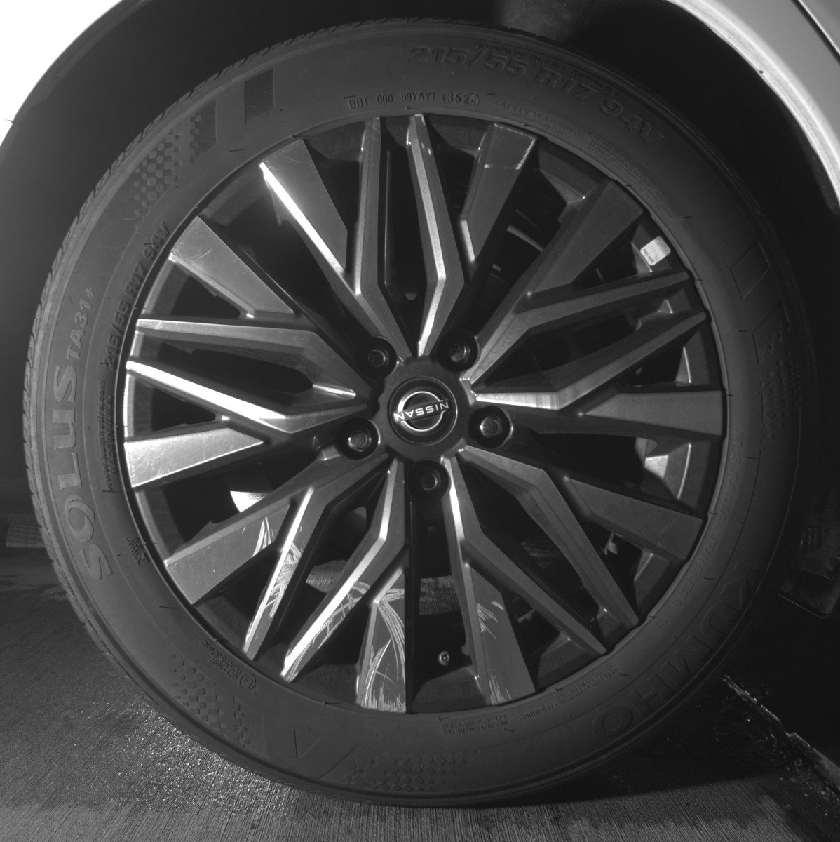 Used 2025 Nissan Altima 2.5 SV image 15