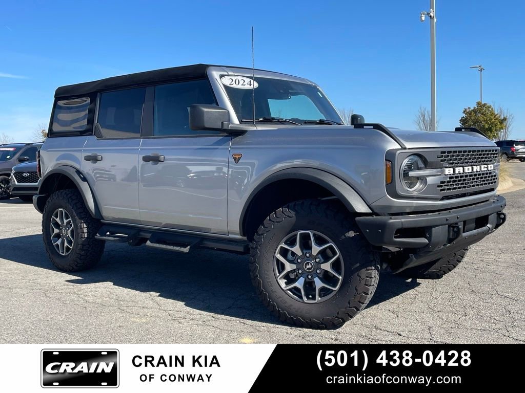 Used 2024 Ford Bronco Badlands image 1