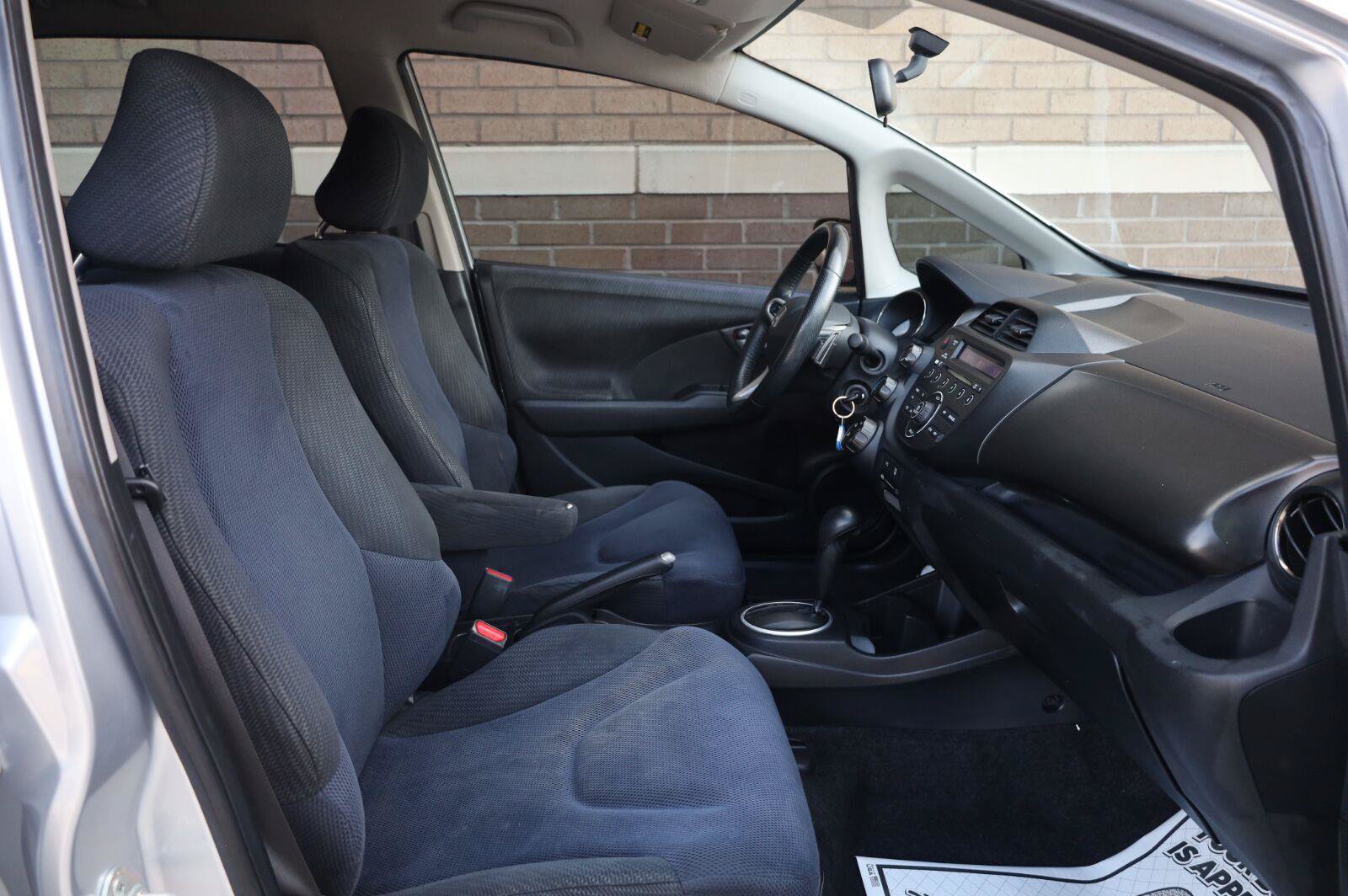 Used 2013 Honda Fit Sport image 26