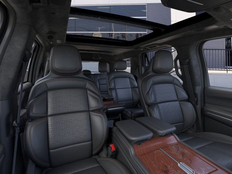 New 2025 Lincoln Navigator Black Label image 10