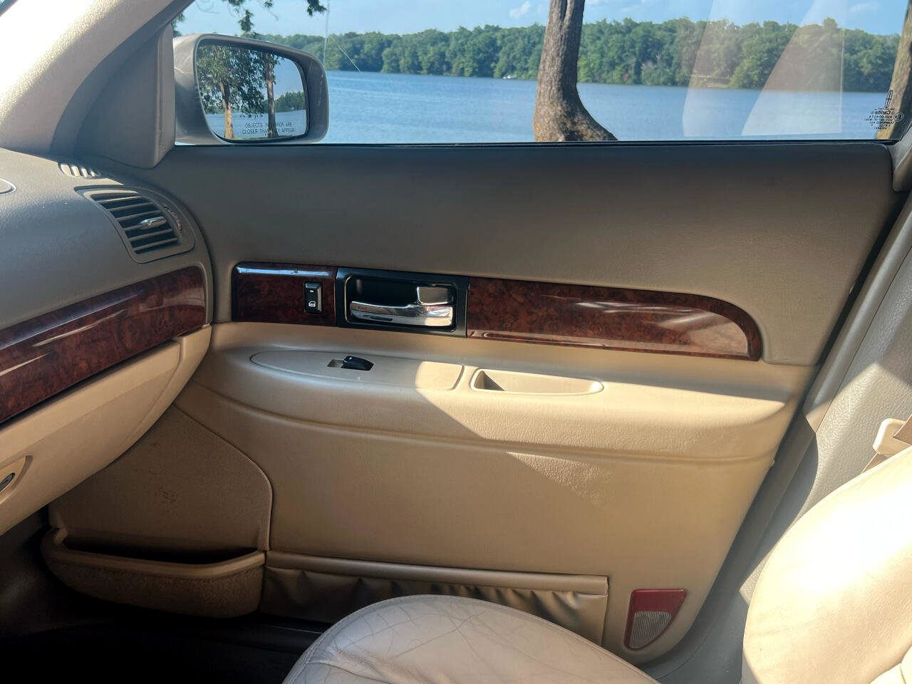 Used 2002 Lincoln LS image 26