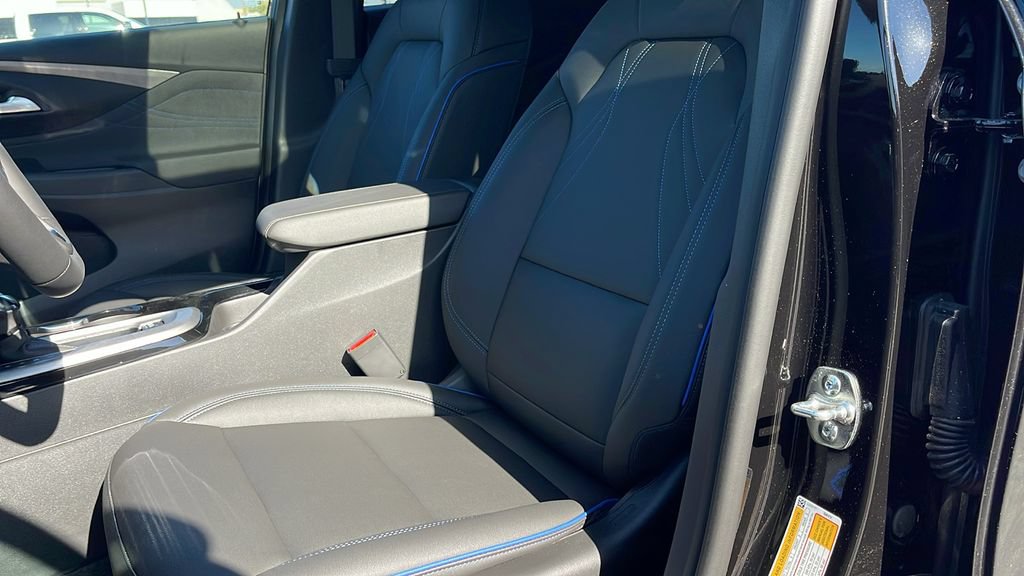 New 2026 Buick Envista Sport Touring w/ Convenience I Package FWD image 11
