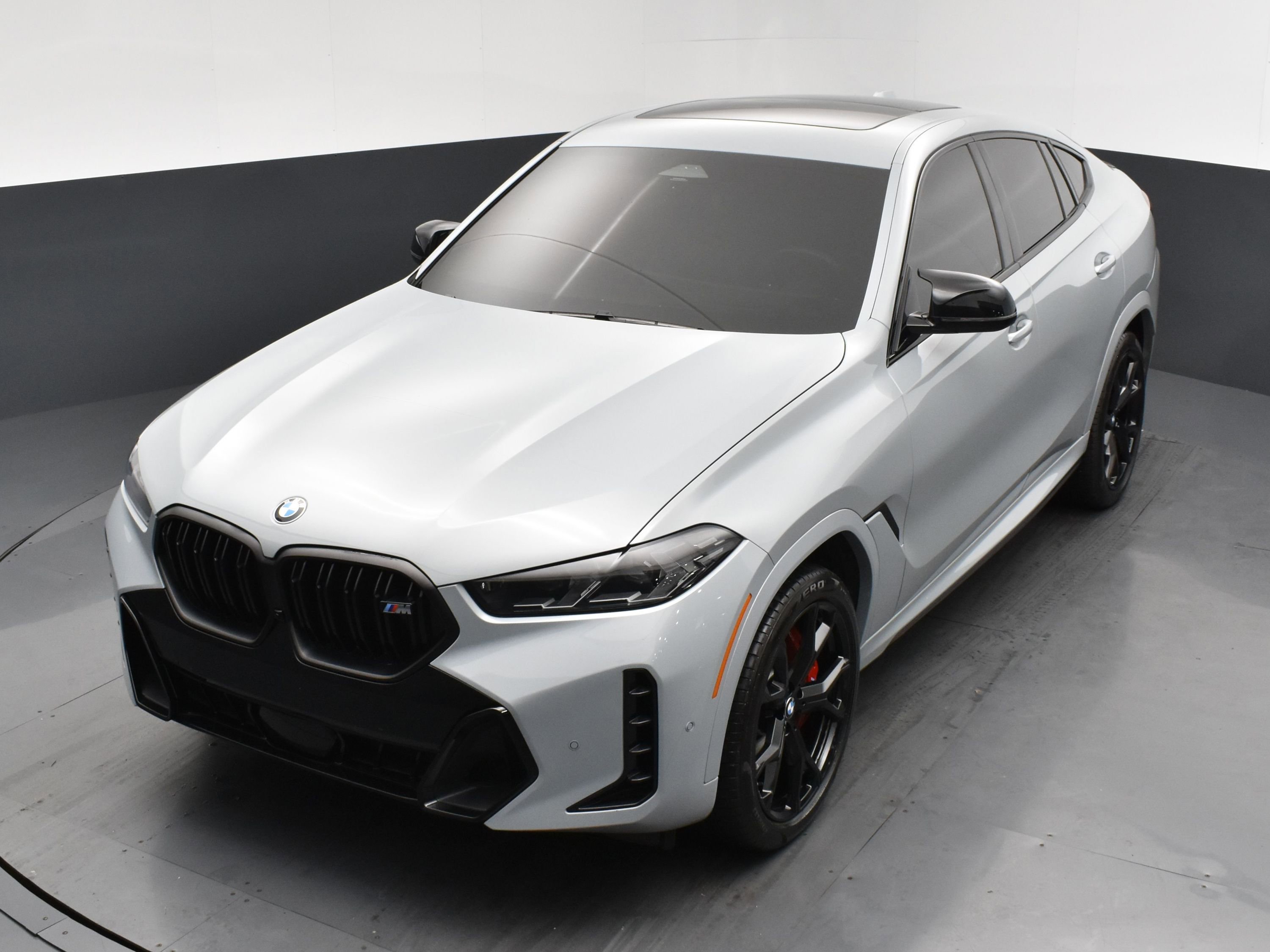 Used 2024 BMW X6 M60i w/ M Sport Professional Package image 21