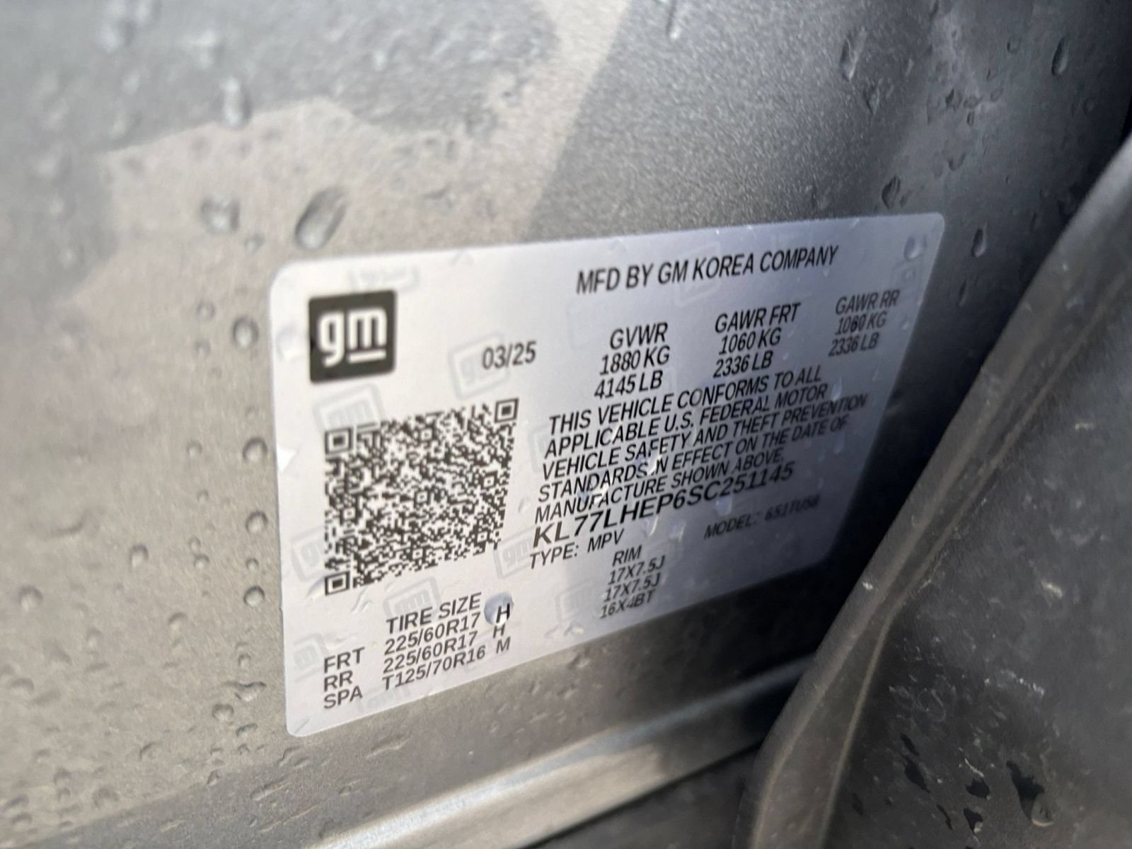 Used 2025 Chevrolet Trax LT FWD image 28