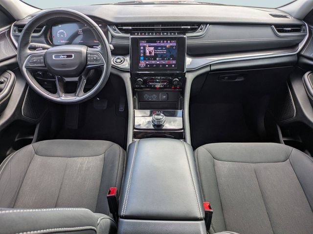 Used 2022 Jeep Grand Cherokee L Laredo w/ Luxury Tech Group I RWD image 18