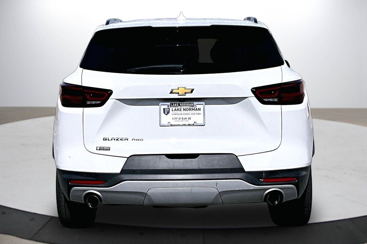 Used 2024 Chevrolet Blazer LT image 8