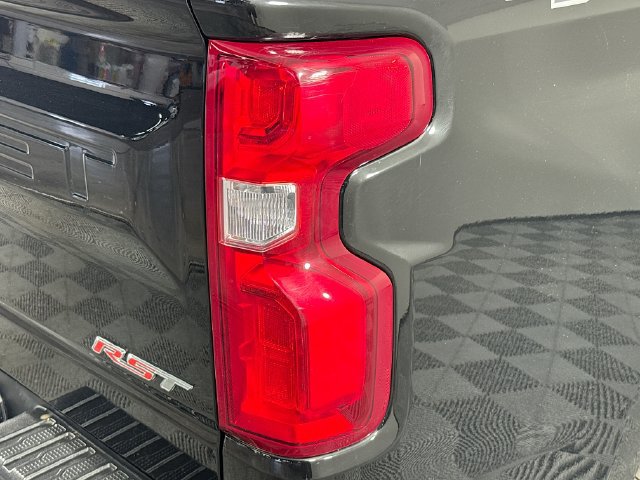 Used 2024 Chevrolet Silverado 1500 RST w/ Convenience Package II AWD/4WD image 31