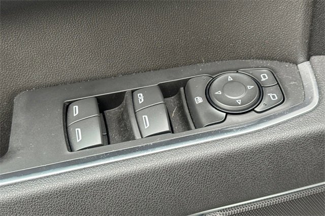 Used 2025 Chevrolet Silverado 1500 LT image 12
