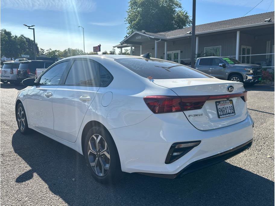 Used 2021 Kia Forte LXS image 5