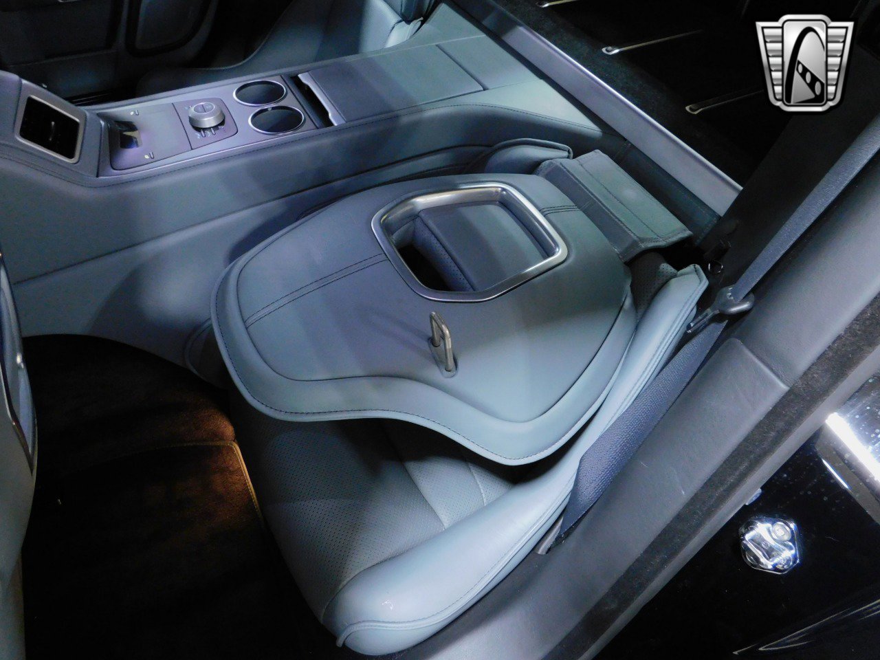 Used 2011 Aston Martin Rapide image 22