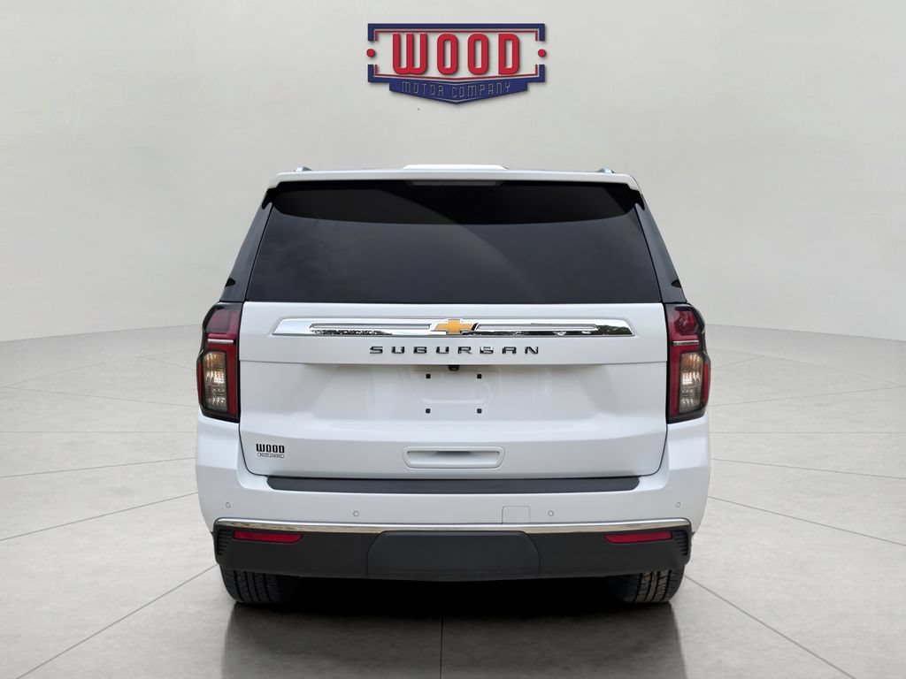 Used 2023 Chevrolet Suburban LS AWD/4WD image 3