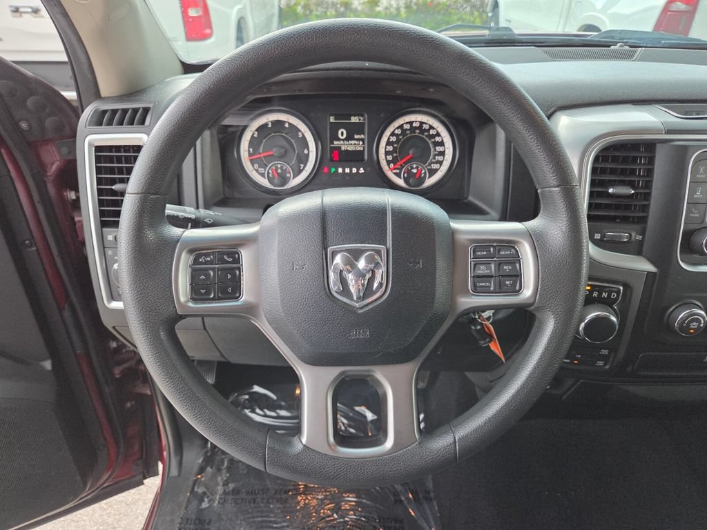 Used 2021 RAM 1500 Classic SLT AWD/4WD image 31