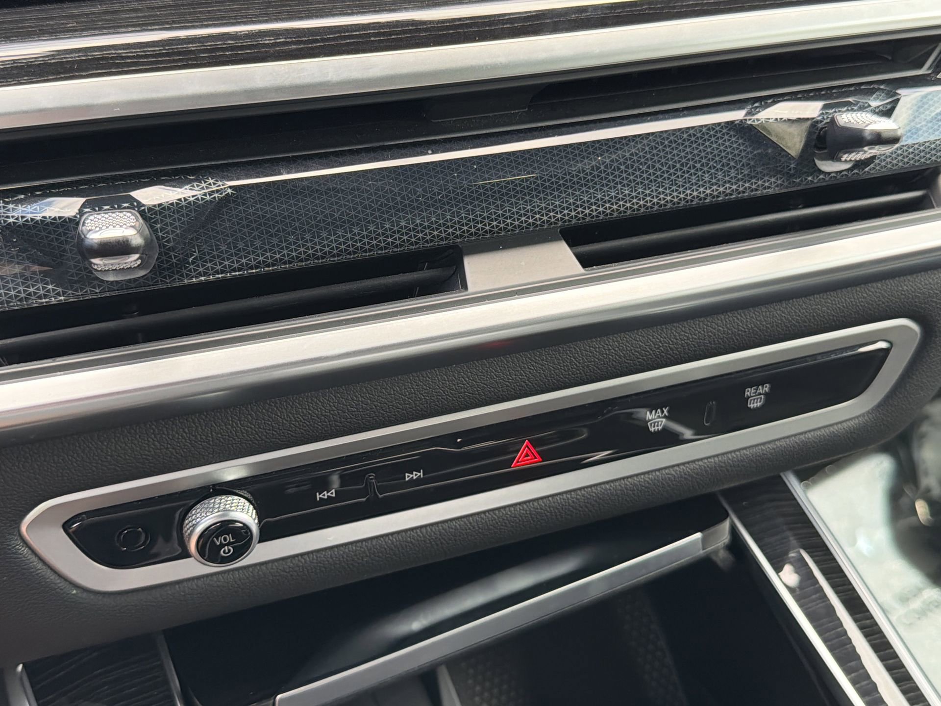 Certified 2025 BMW X5 xDrive40i image 34