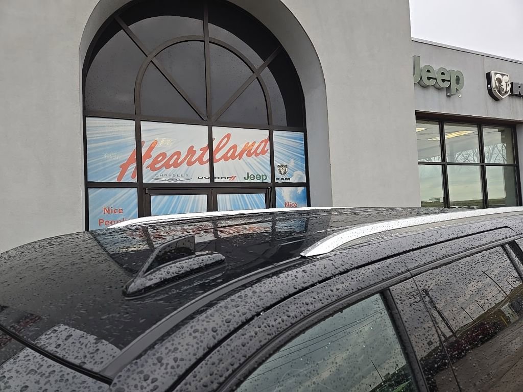 Used 2024 Chevrolet Tahoe Premier image 20