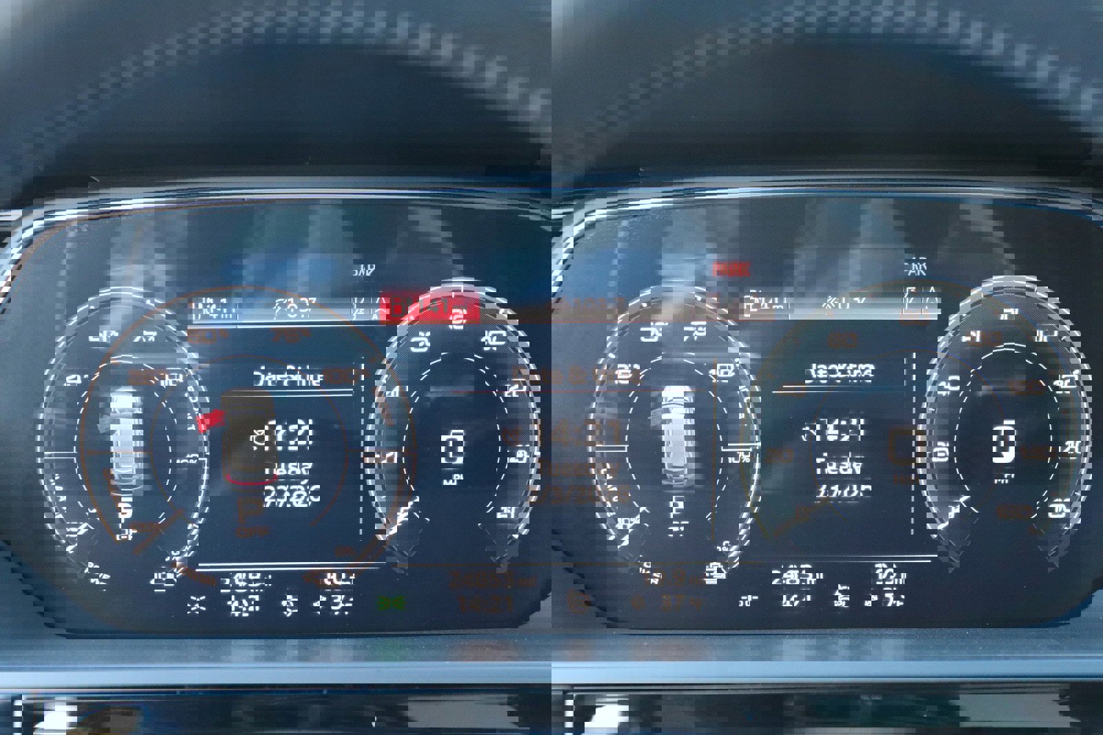 Used 2019 Audi e-tron Premium Plus w/ Cold Weather Package image 31