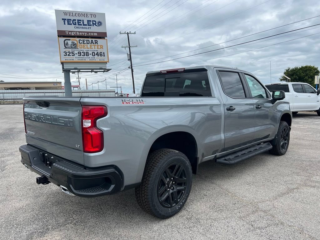 New 2026 Chevrolet Silverado 1500 LT Trail Boss w/ LT Trail Boss Premium Package AWD/4WD image 4