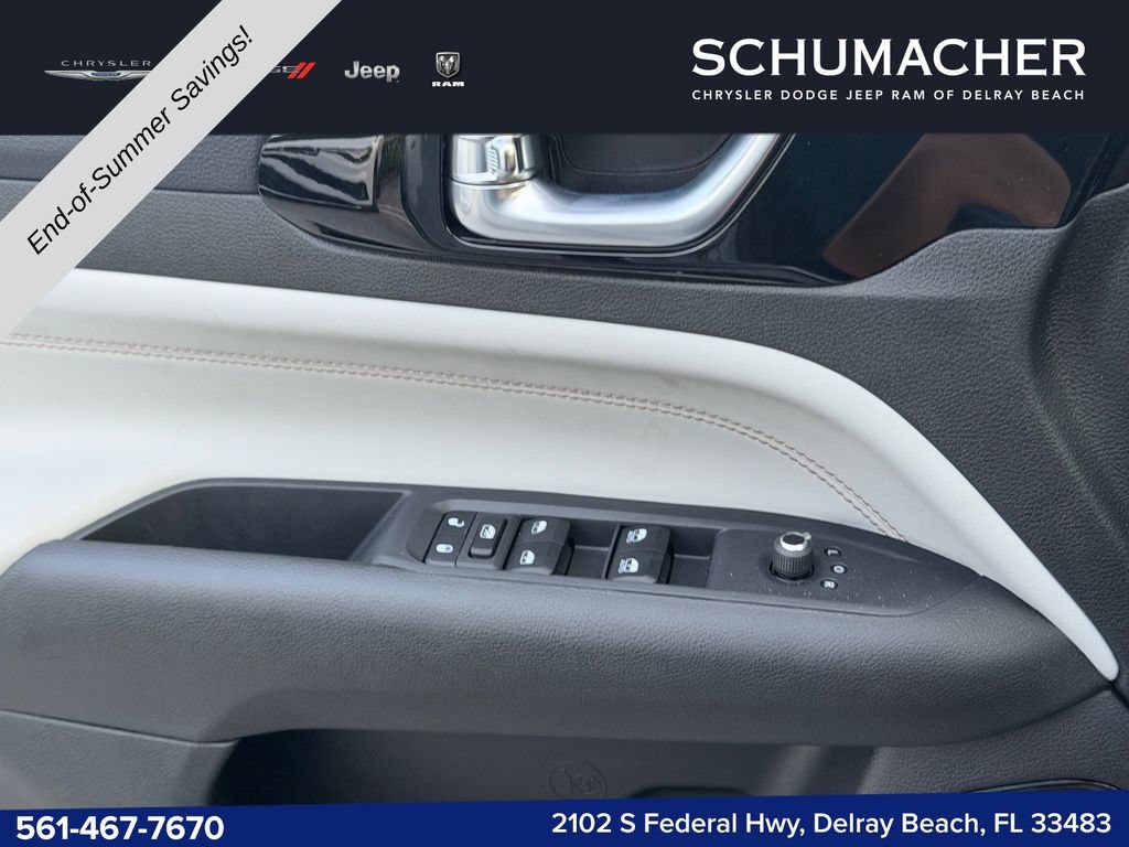 New 2026 Jeep Compass Limited w/ Sun, Sound & Navigation Group AWD/4WD image 19
