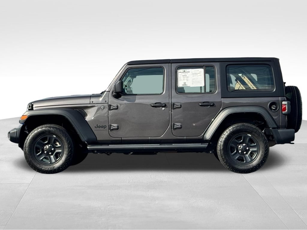 Used 2025 Jeep Wrangler Unlimited Sport AWD/4WD image 4
