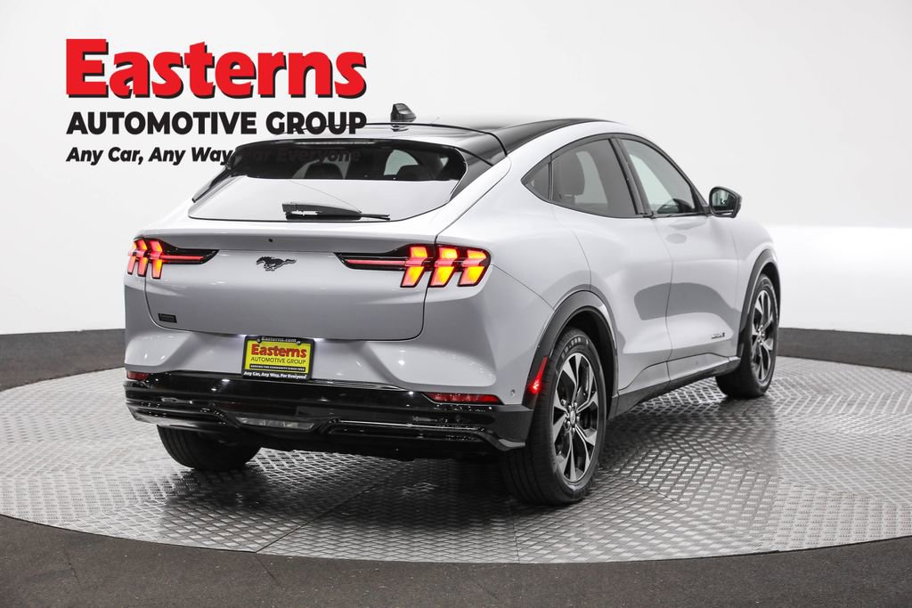 Used 2022 Ford Mustang Mach-E Premium image 5