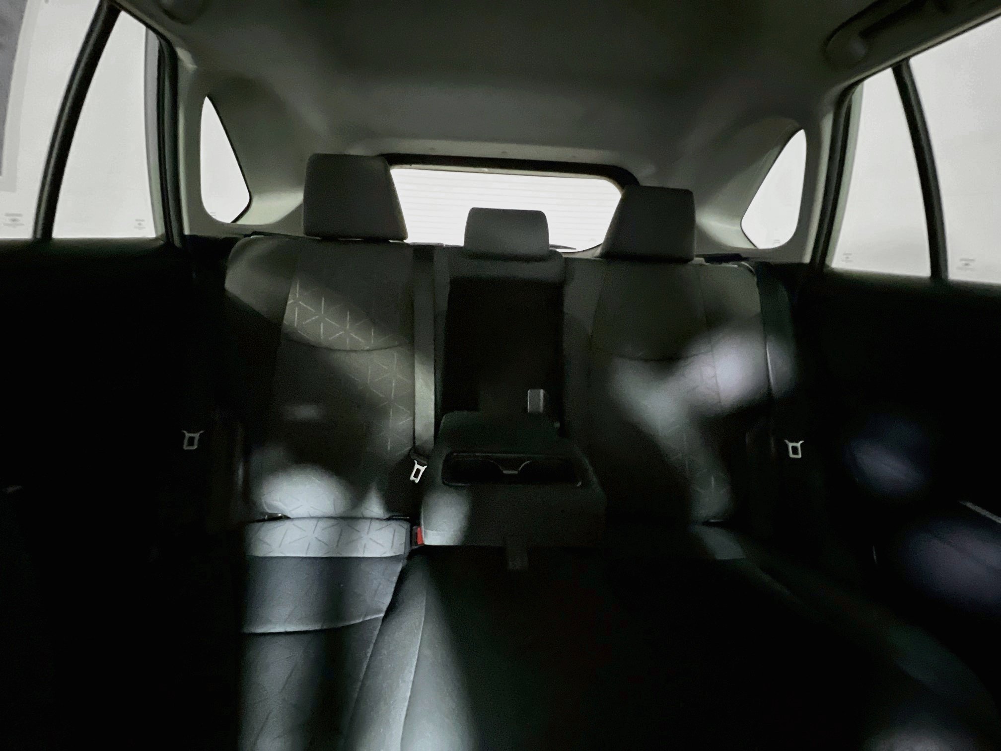 Used 2019 Toyota RAV4 XLE w/ Convenience Package FWD image 32
