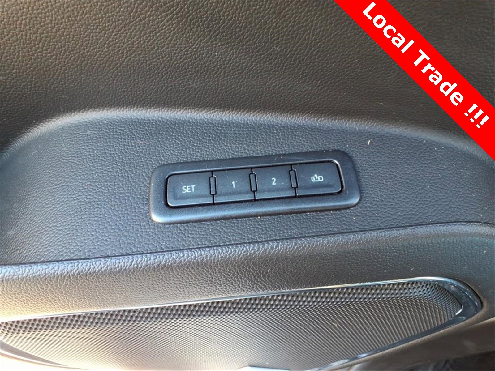 Used 2019 GMC Yukon XL SLT image 18