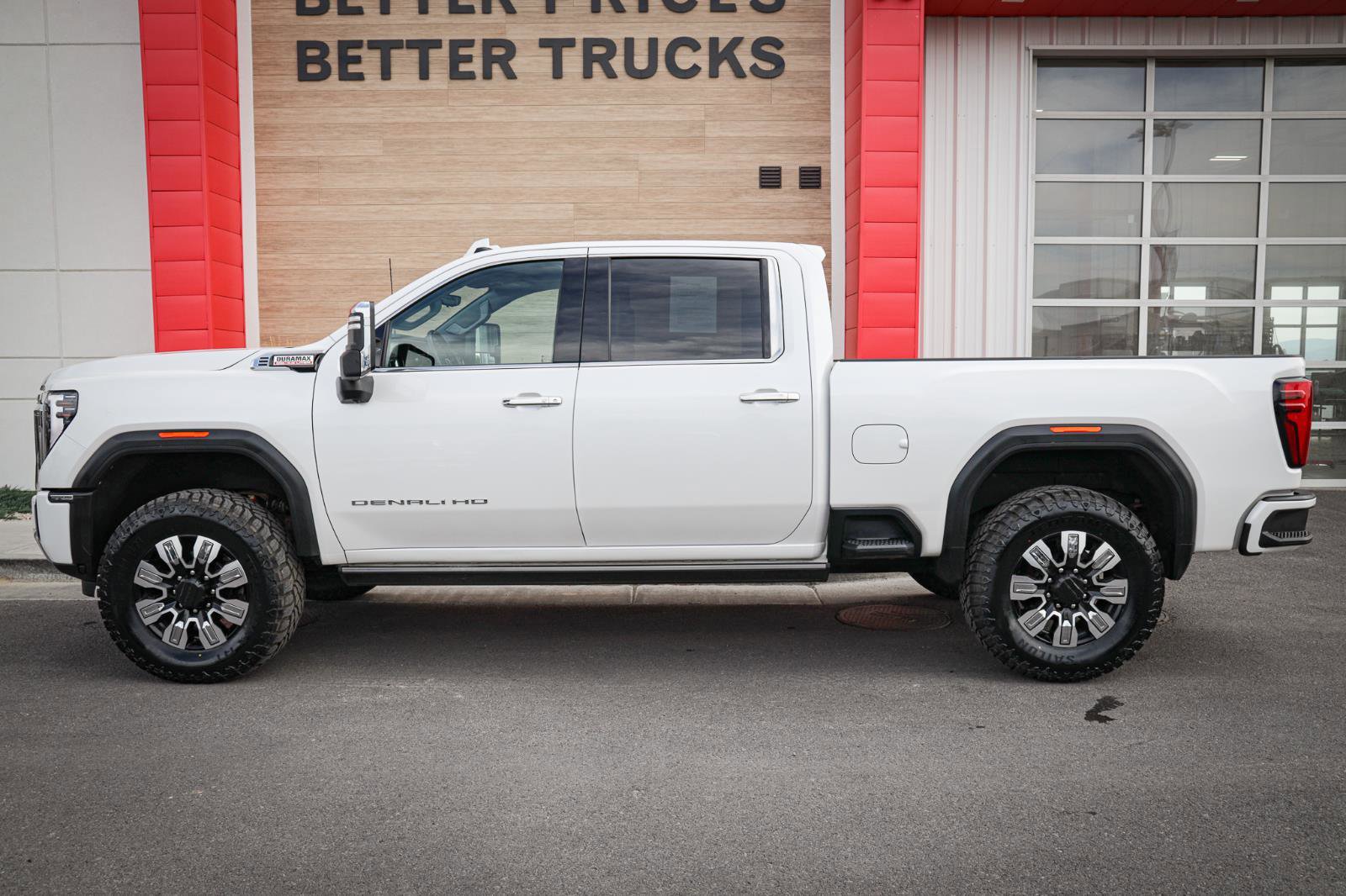 Used 2024 GMC Sierra 3500 Denali w/ Denali Reserve Package image 7