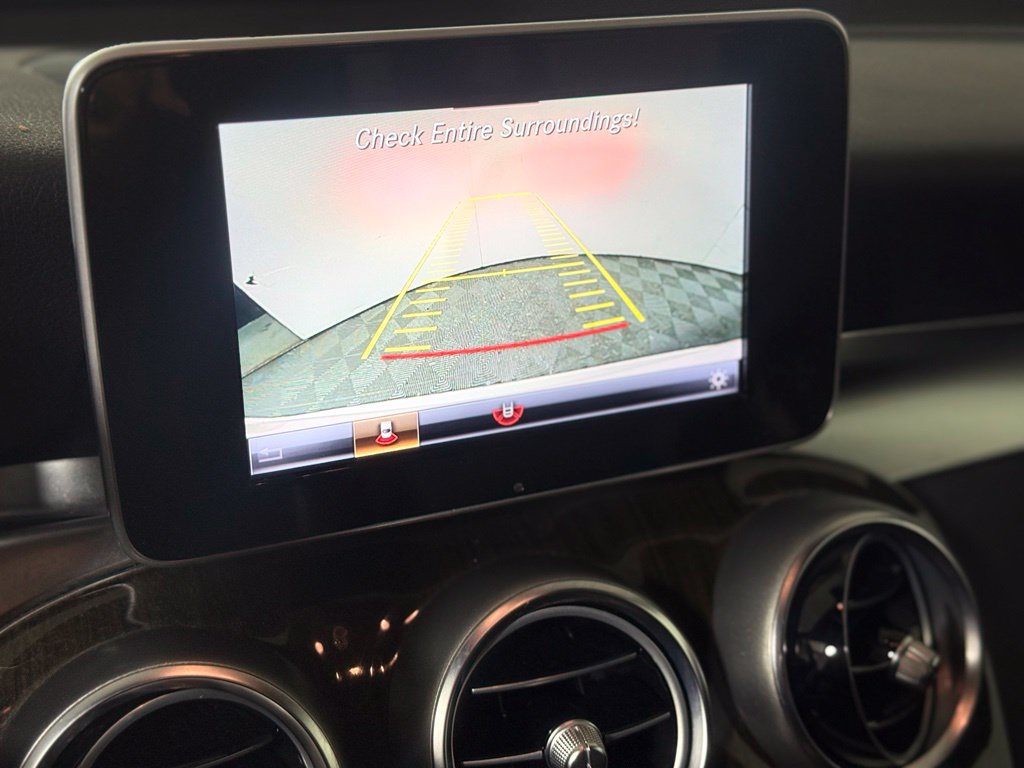 Used 2019 Mercedes-Benz GLC 300 4MATIC image 15