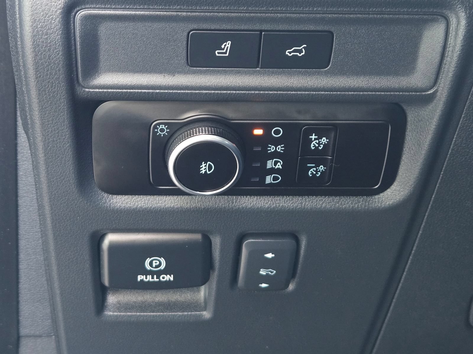 Used 2023 Ford Expedition Limited RWD image 21