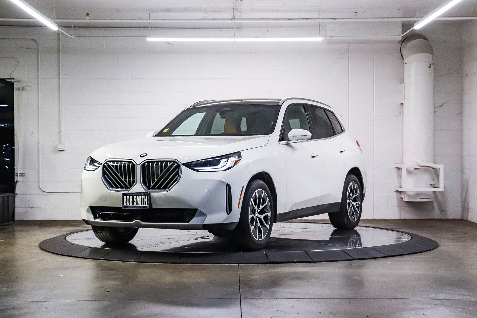 Used 2025 BMW X3 xDrive30i w/ Convenience Package AWD/4WD image 3