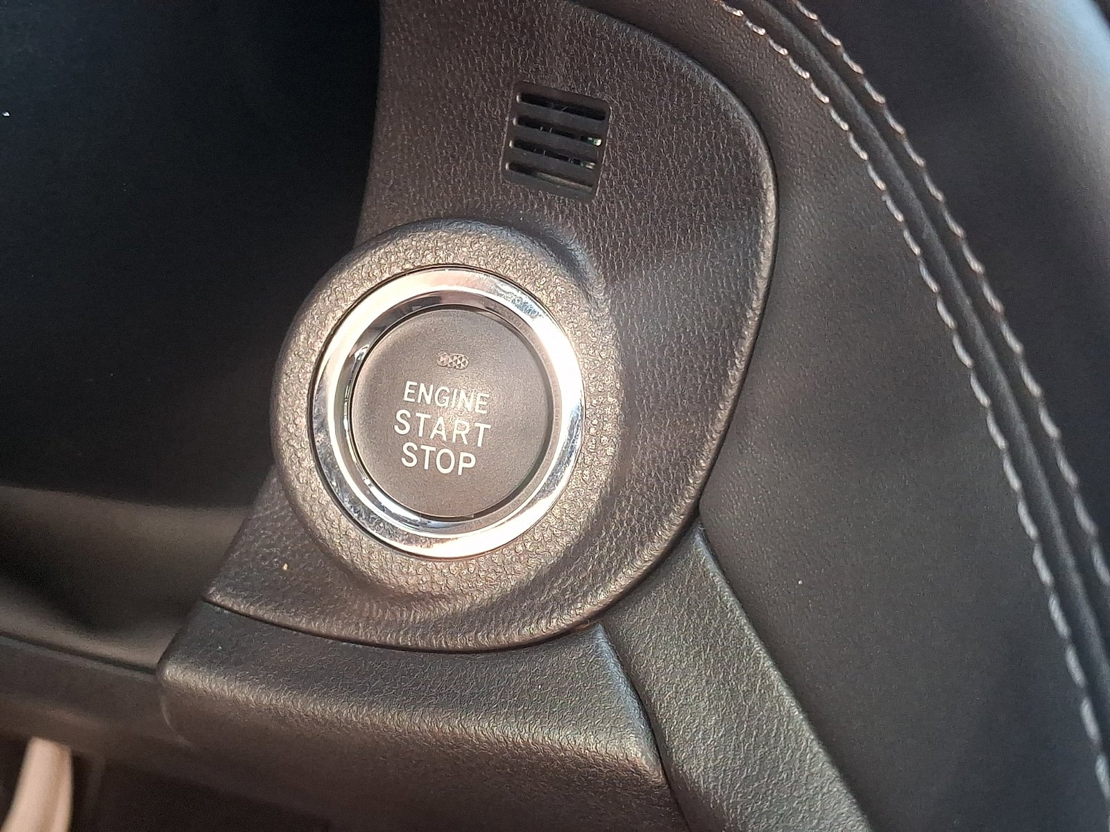 Certified 2025 Subaru Outback Premium AWD/4WD image 23