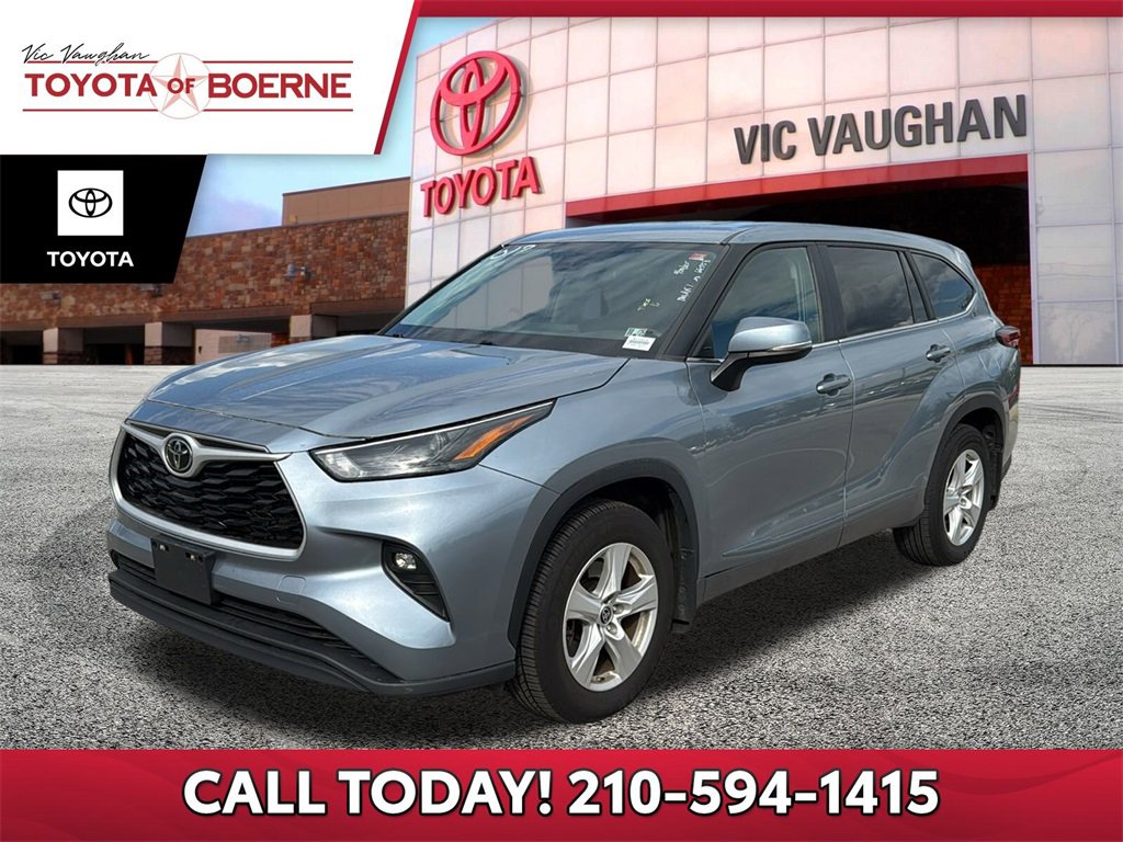 Used 2023 Toyota Highlander LE