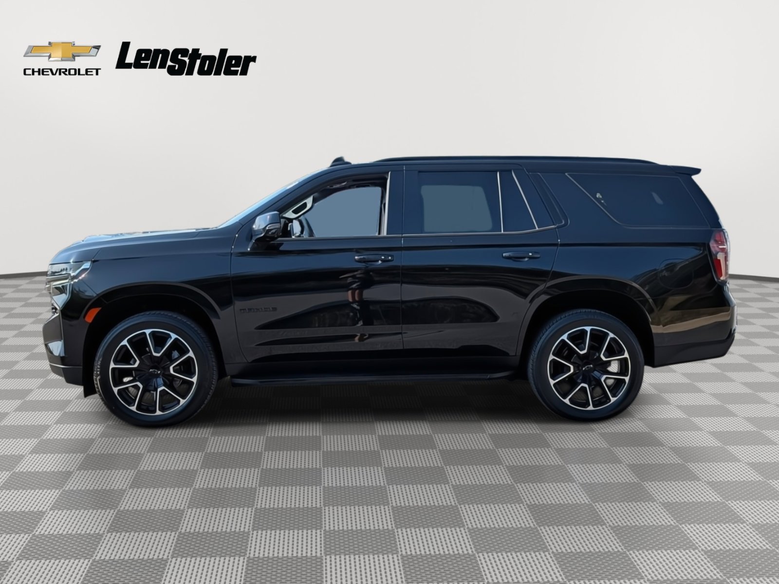Used 2021 Chevrolet Tahoe RST w/ Luxury Package image 2
