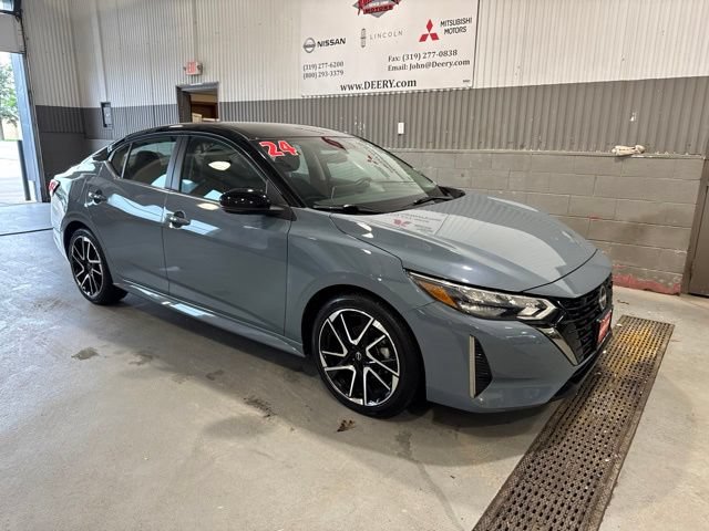 Certified 2024 Nissan Sentra SR FWD image 1