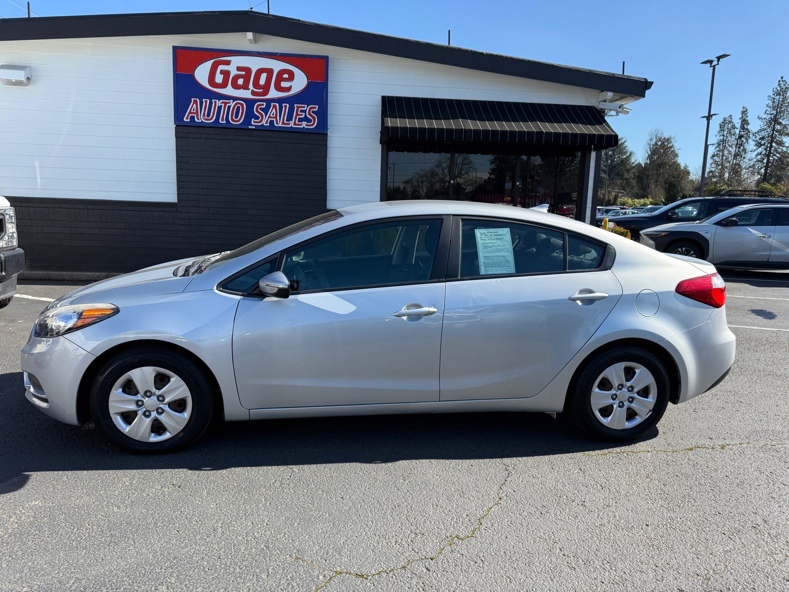 Used 2016 Kia Forte LX w/ LX Popular Package FWD image 4