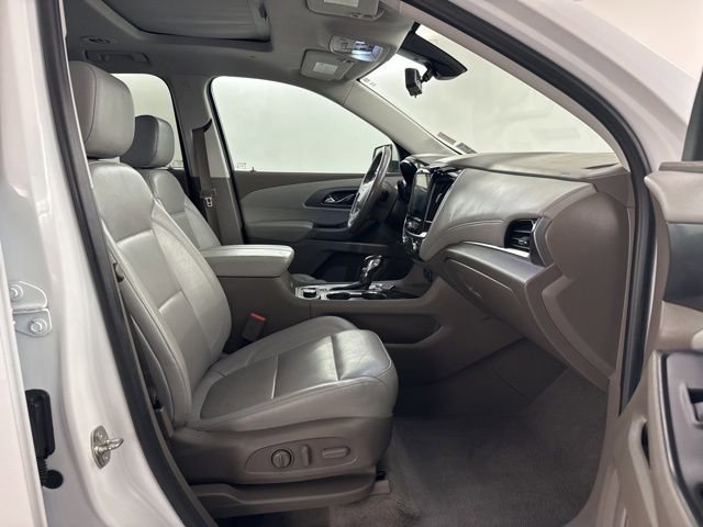 Used 2021 Chevrolet Traverse Premier image 12